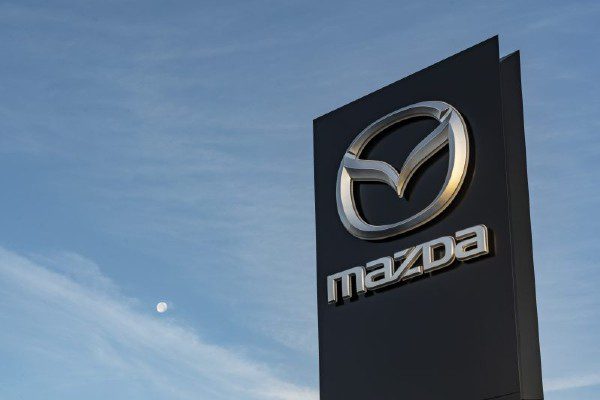 image of the official Mazda font