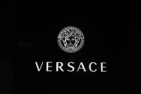 image of the official VERSACE font